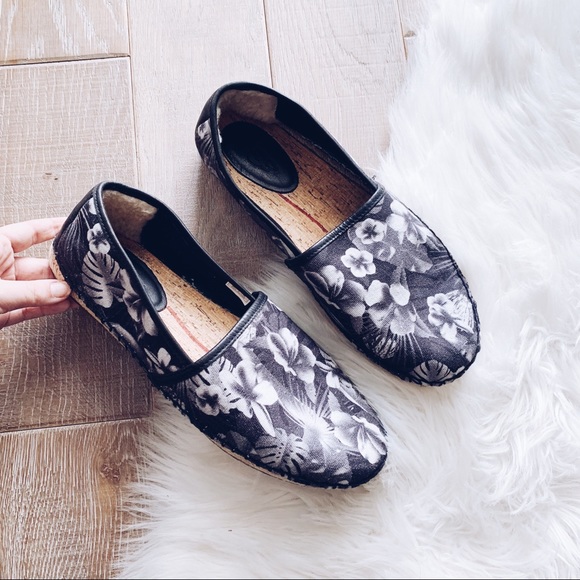 UGG Shoes - UGG Patterned Fur Slip On Shoes